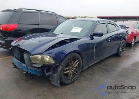 2014 Dodge Charger Sxt z USA, uszkodzony, nr VIN 2C3CDXHG1EH337988